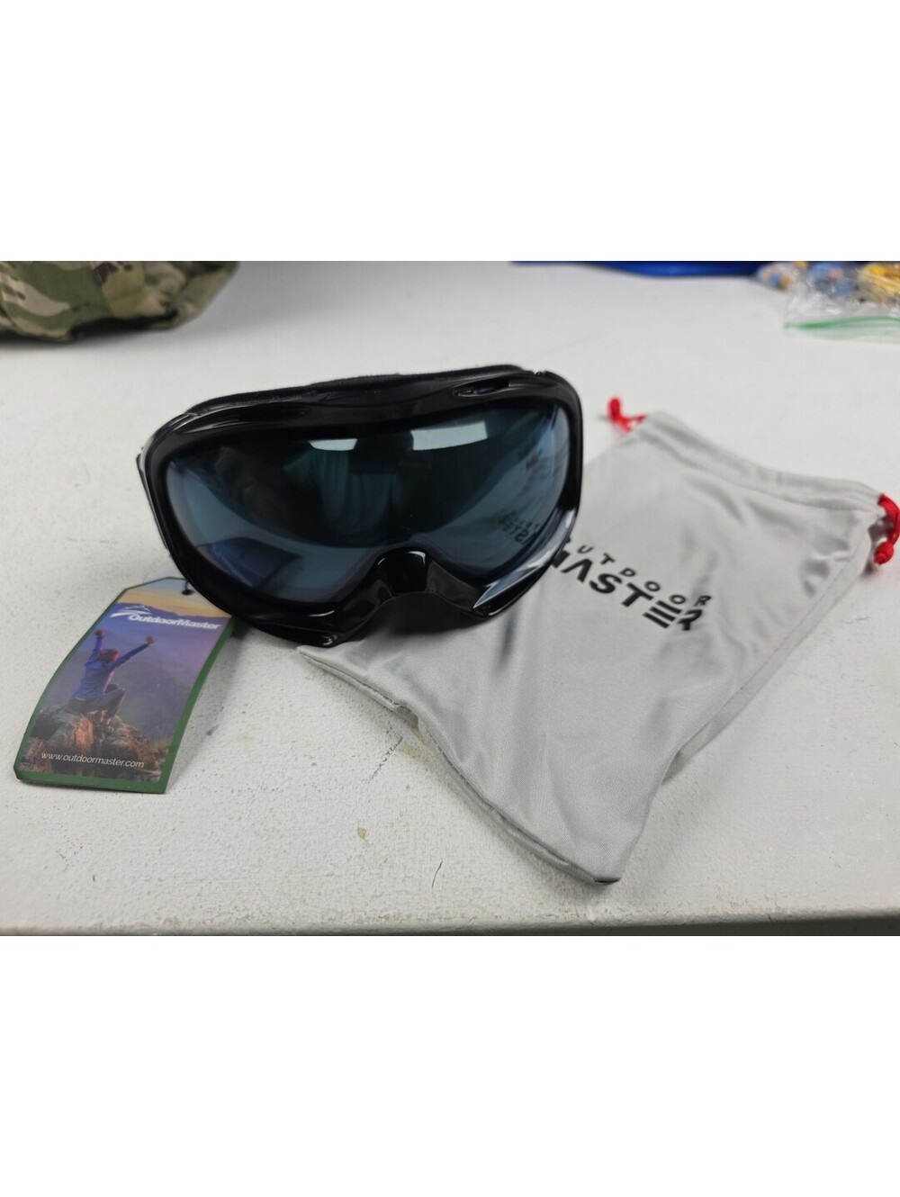 Outdoor Master Pro Snow Ski Goggles With Pouch New Without Box